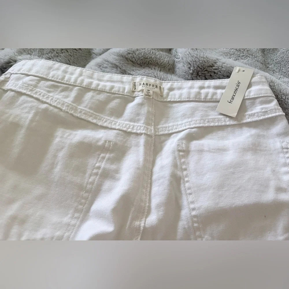 Francesca’s Women's White Distressed Denim Shorts - Picture 4 of 6